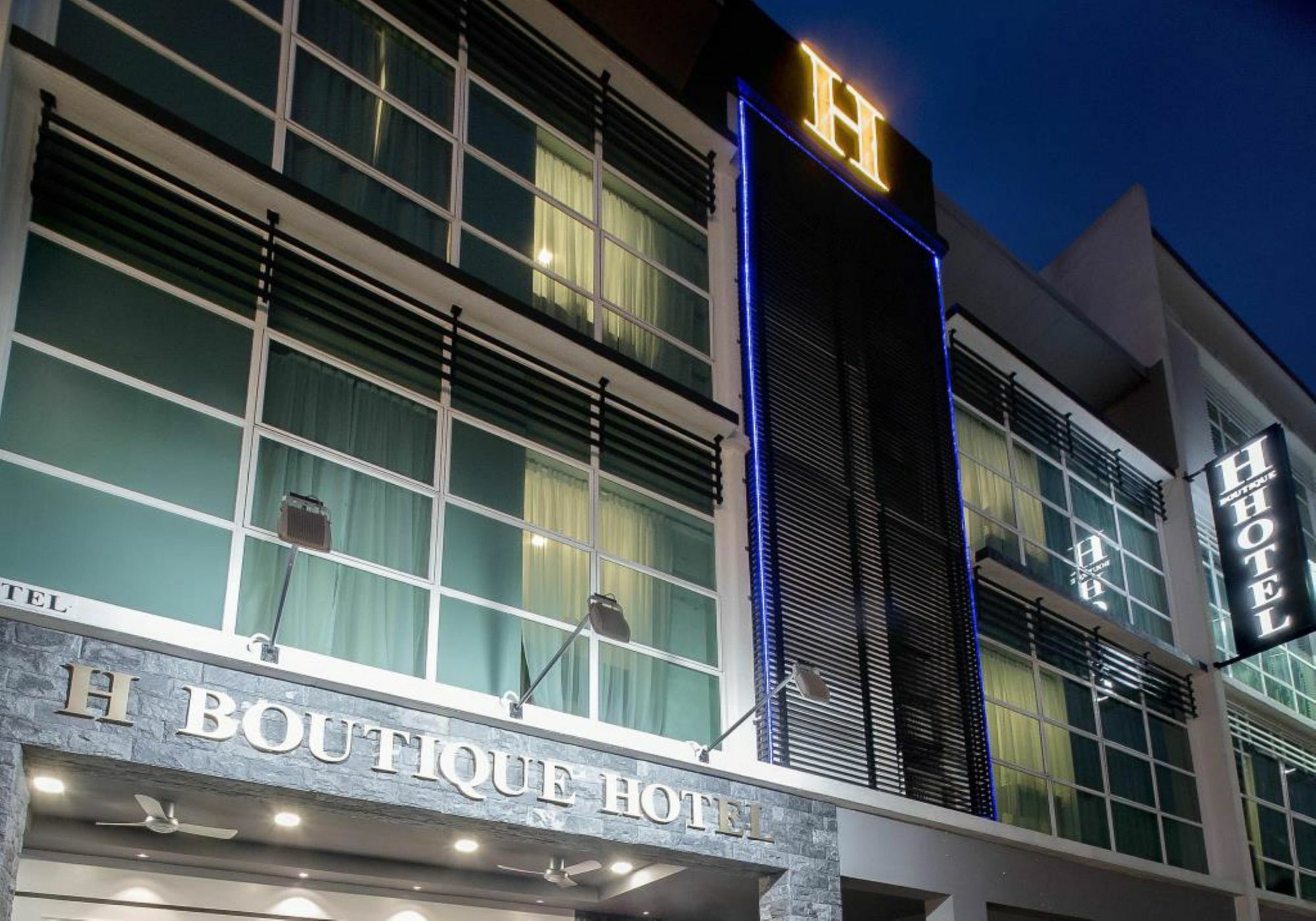 H Boutique Hotel Sri Petaling Куала-Лумпур Экстерьер фото